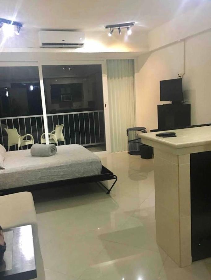 Studio Oceanfront Prime Location Cancún Exterior foto