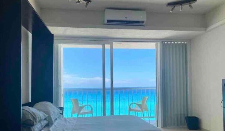 Studio Oceanfront Prime Location Cancún Exterior foto